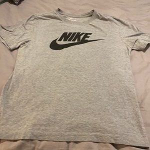 Nike men’s T-shirt